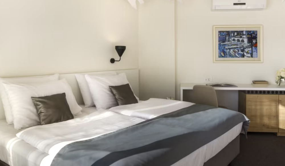 Junior SUITE with sea view and balcony, Remisens Hotel Albatros 4*