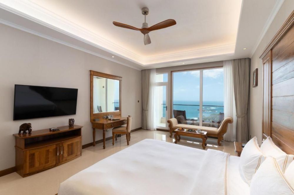 Horizon Room, Araliya Beach Resort & Spa 5*