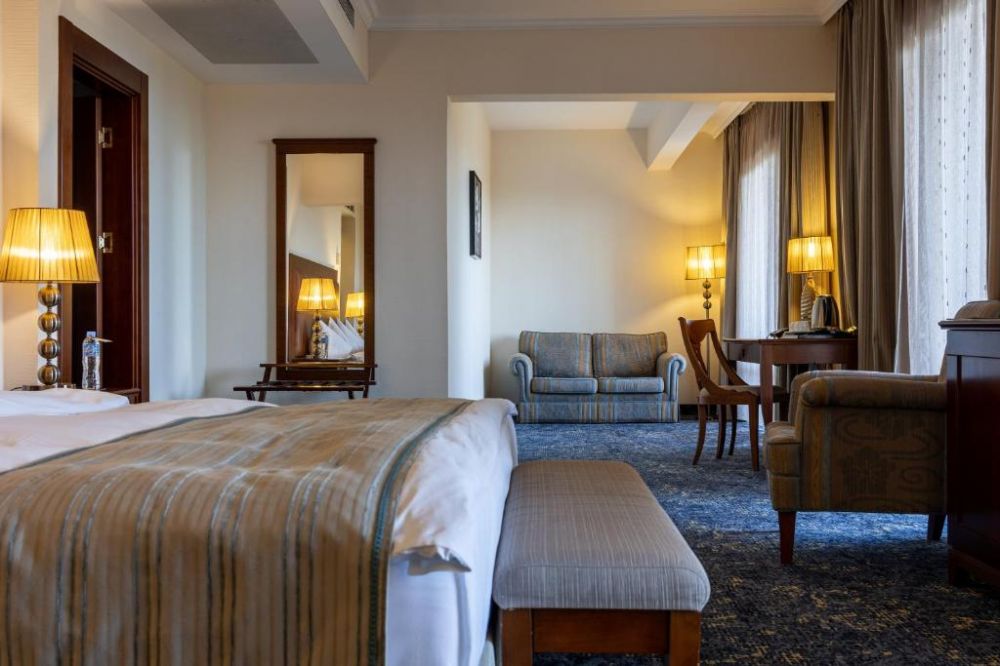 Deluxe Room, Primorets Grand Hotel & Spa 5*