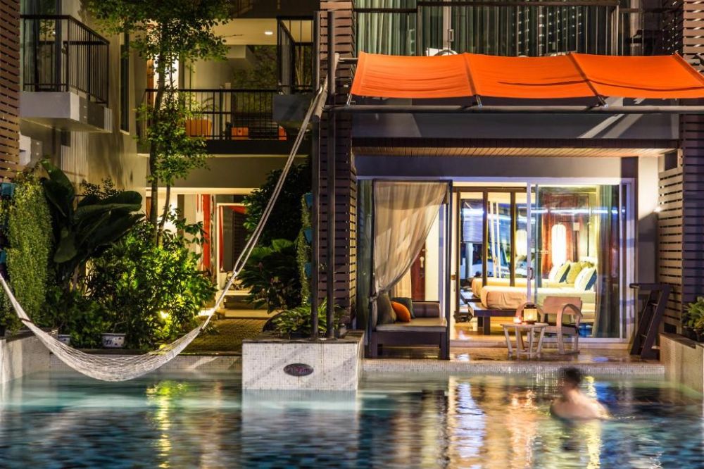 Deluxe Pool Access, Red Ginger Chic Resort 4*