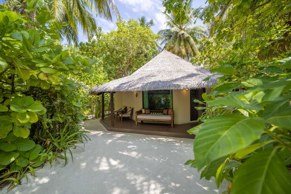 Beach Access Villa, Kihaa Maldives 5*