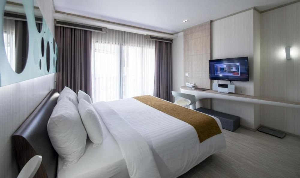 Deluxe Room Chic Tower, D-Beach Pattaya Discovery Beach Hotel 4*