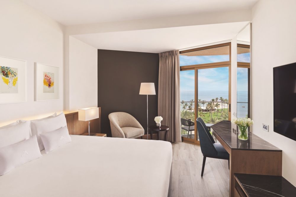 One Bedroom Family Suite, JA Beach Hotel (ex. Jebel Ali Beach) 5*