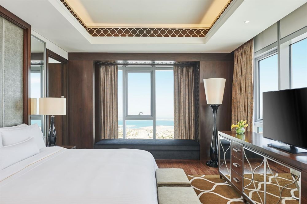 Executive Suite, Hilton Dubai Al Habtoor City 5*