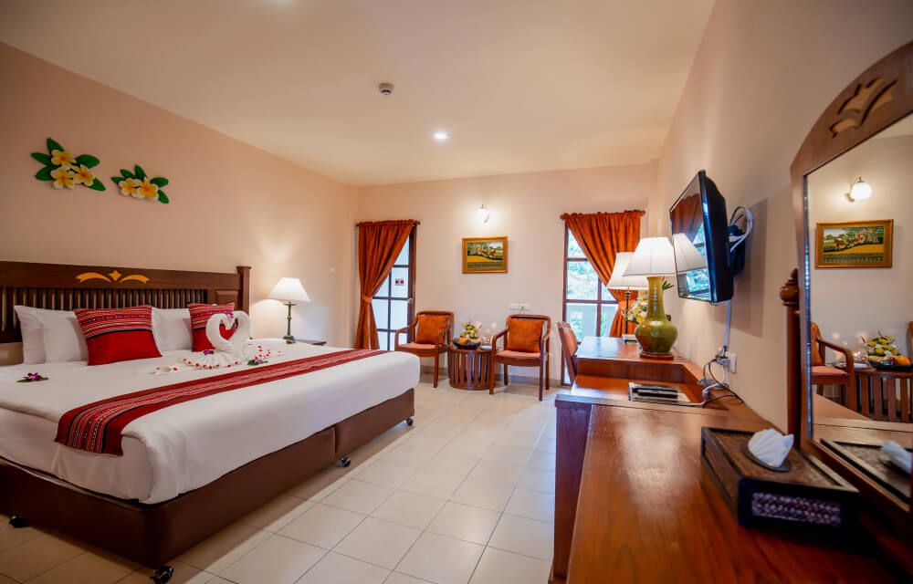 Deluxe Room, Hua Ting Holiday Inn (ex. Patong Leelavadee Phuket) 4*