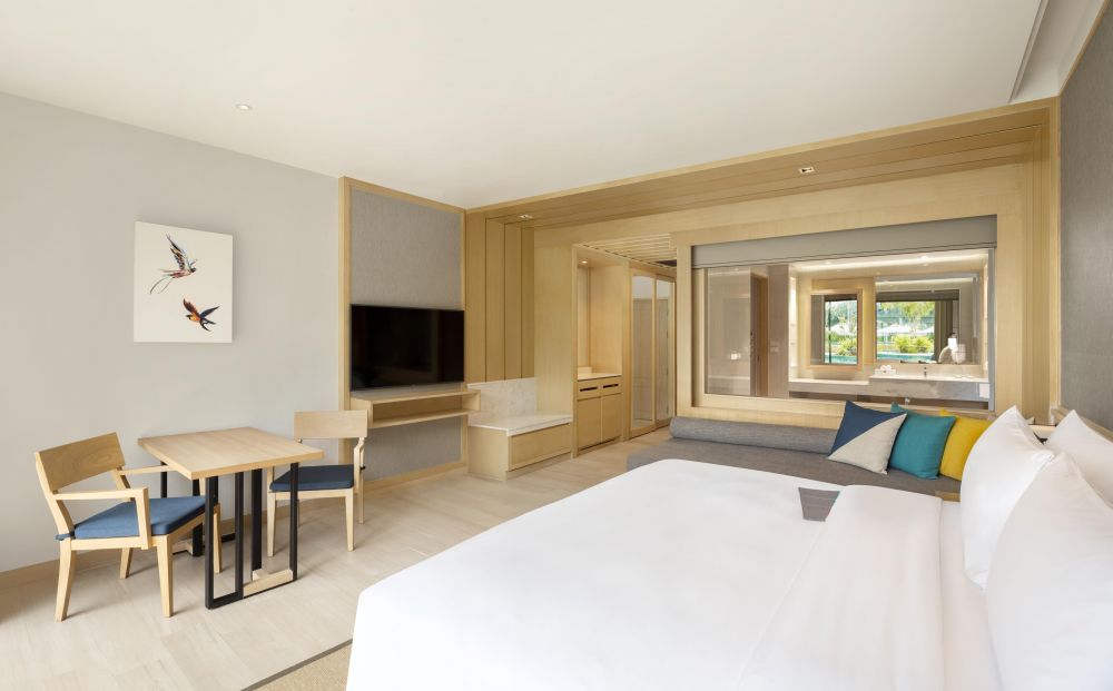 Deluxe Pool View/ Pool Access, Le Meridien Khao Lak Beach 5*