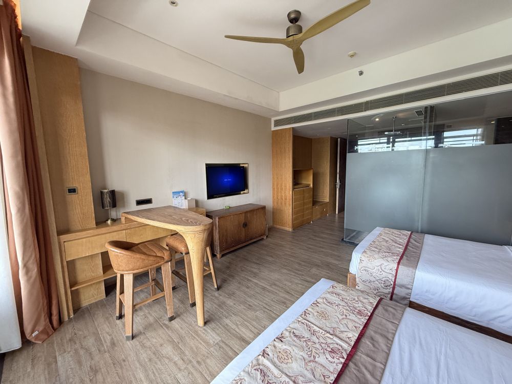 King Superior Room, Mangrove Tree Resort World Sanya Bay 5*