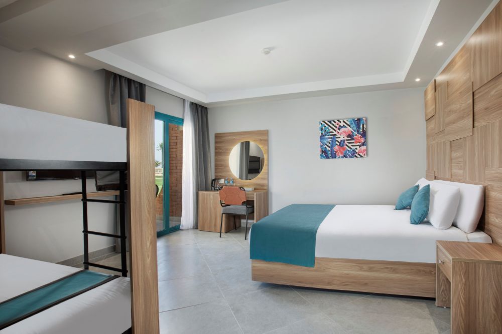 Bunk Bed Family Room, Pyramisa Beach Resort Sharm El Sheikh 5*