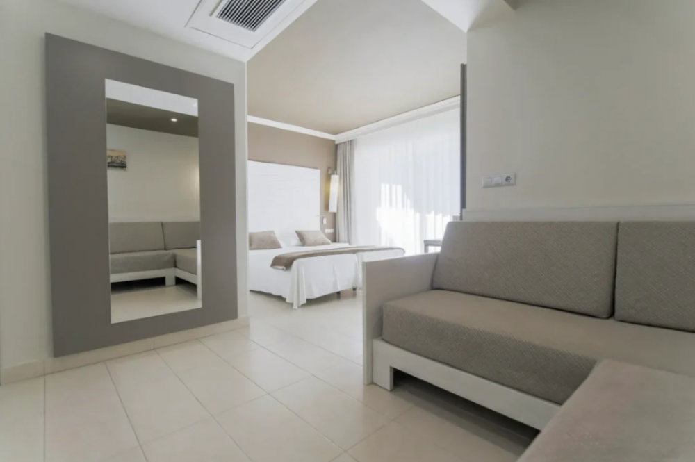 Family Room, Augustus Hotel 4*