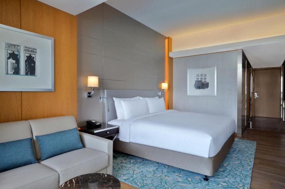 Twin/ King Deluxe Room, Hilton Dubai the Palm 4*