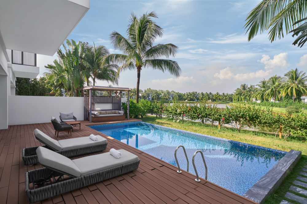 Family 3 Bedroom Duplex Villa Lake View Private Pool, Movenpick Resort Waverly & Movenpick Villas Residence Phu Quoc 5*