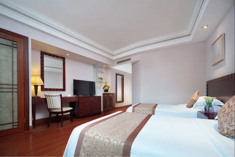 Standard Room (Second Building), Baohong Hotel 4*