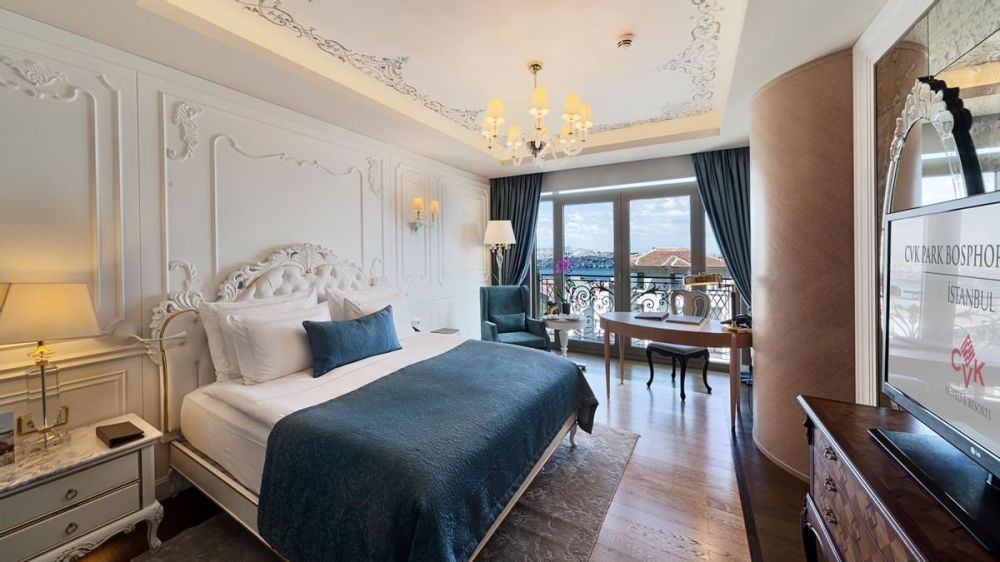 Superior/City View/Bosphorus View, CVK Park Bosphorus Hotel Istanbul 5*