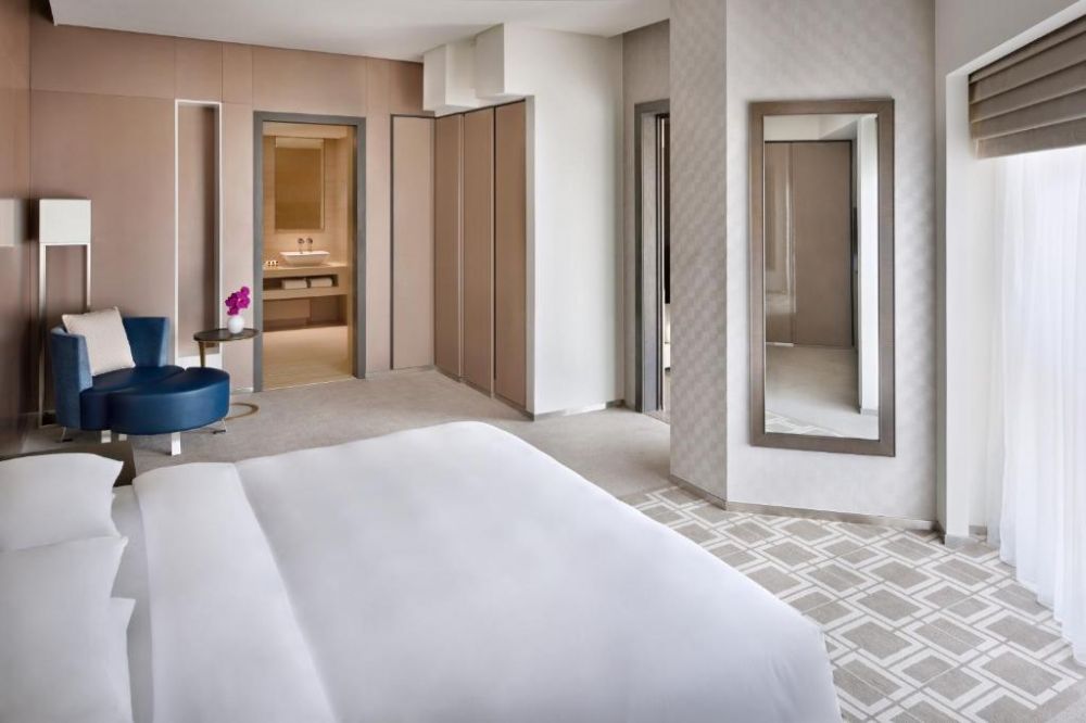 1 bedroom Apartment, Hyatt Regency Dubai Creek Heights 5*