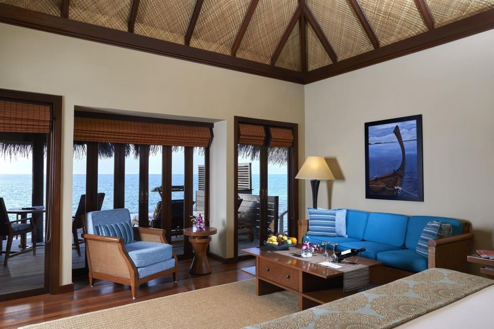 Deluxe Lagoon Villa, Taj Exotica Resort & Spa 5*