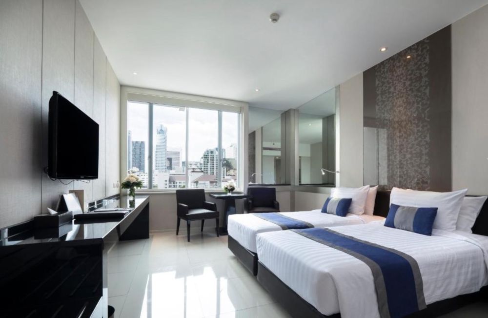 Premier, Mandarin Hotel Managed By Centre Point 4*