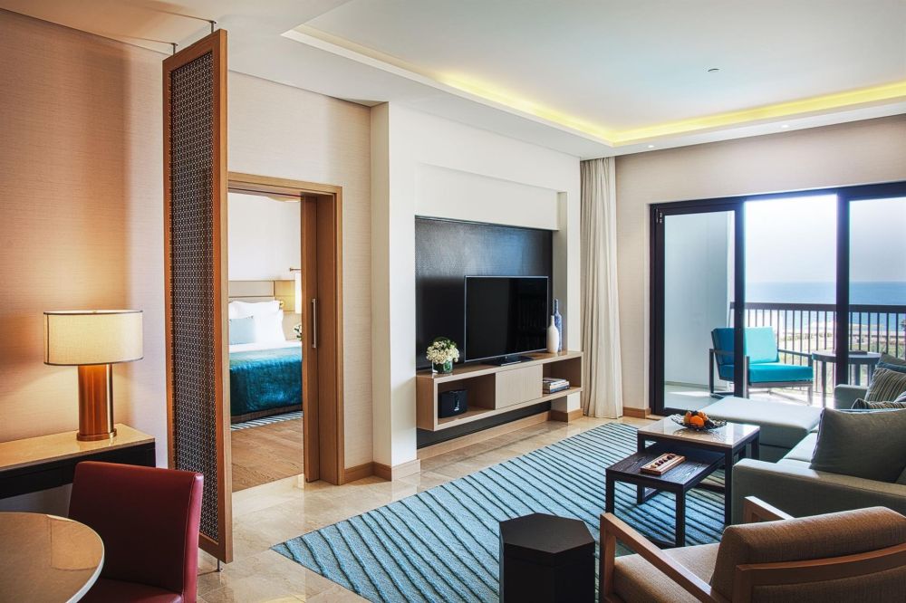 Club Room, Intercontinental Fujairah Resort 5*