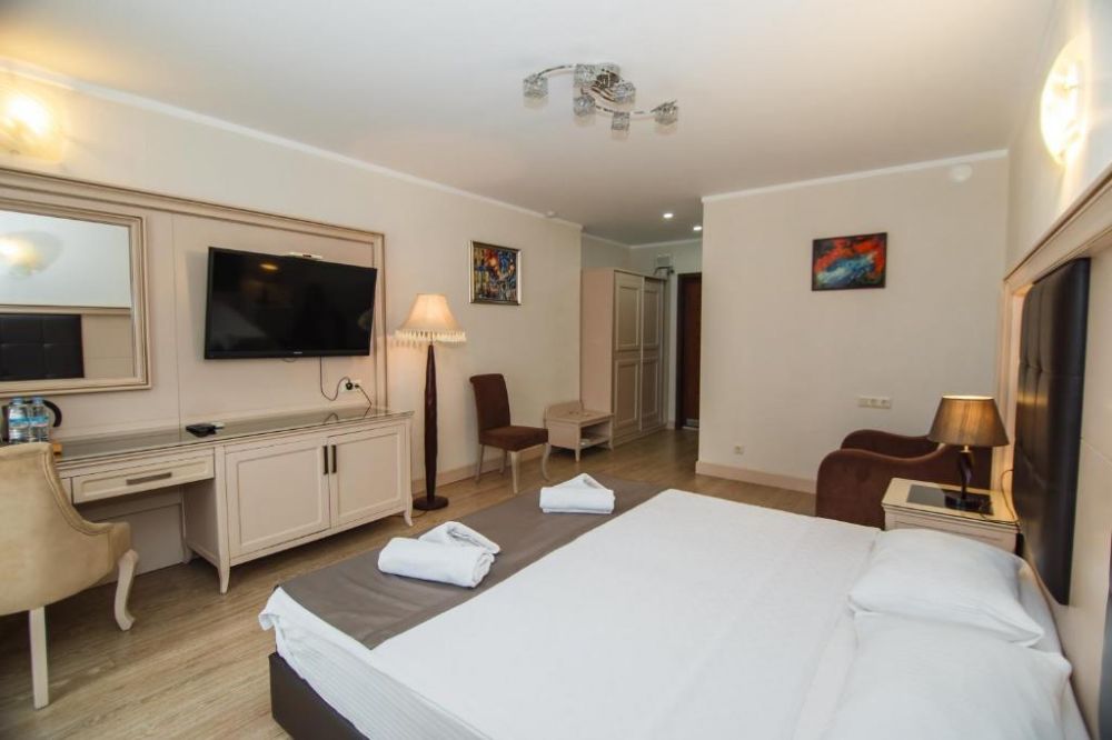 Standard Room, Hotel 19 3*