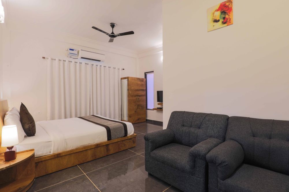 Deluxe A/C without Balcony/with Balcony, Aaria Residency 2*