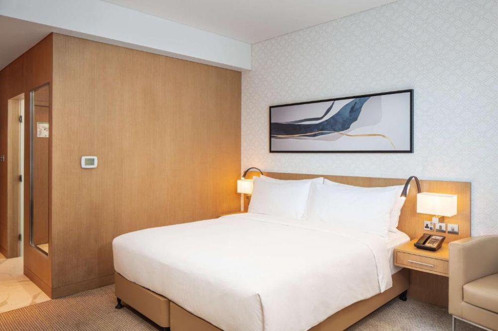Superior Room, DoubleTree By Hilton Fujairah City 5*