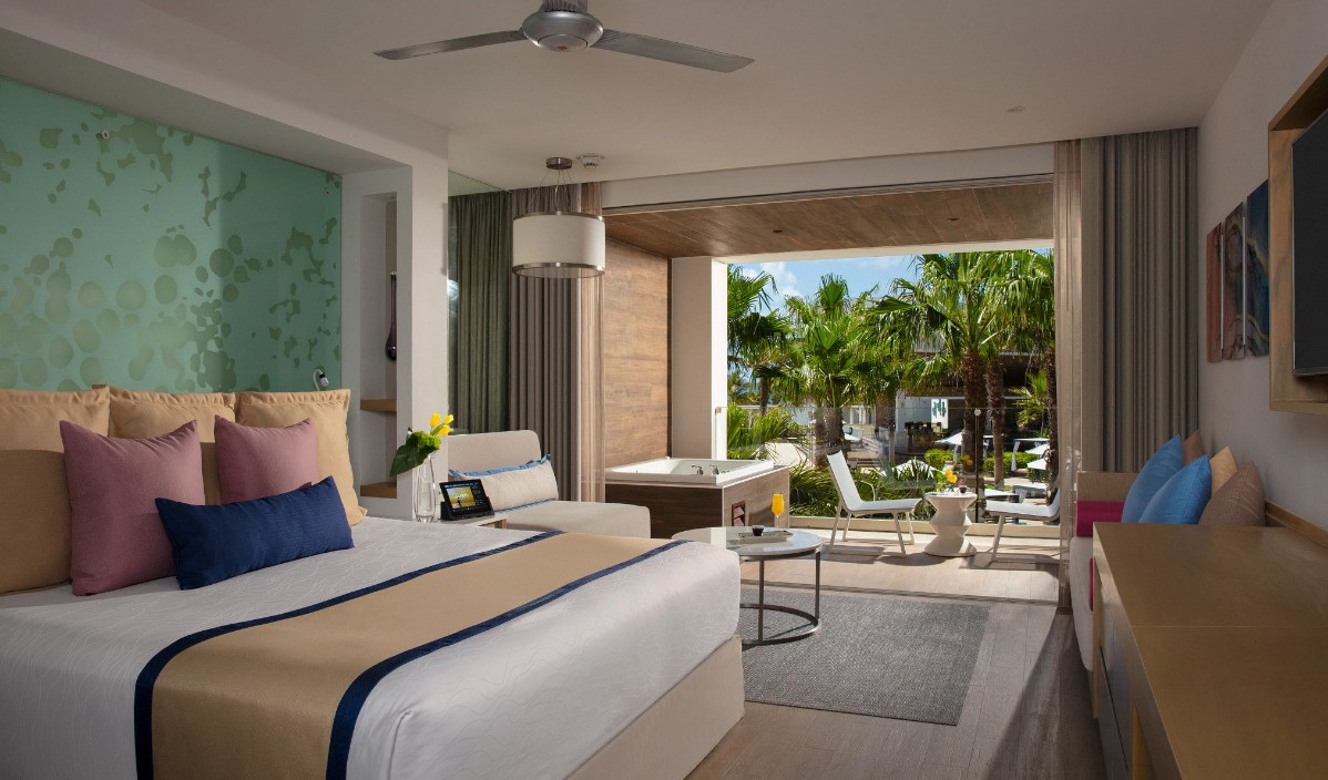 Preferred Club Junior Suite Tropical/ OV/ Ocean Front, Secrets Riviera Cancun | Adults Only 5*