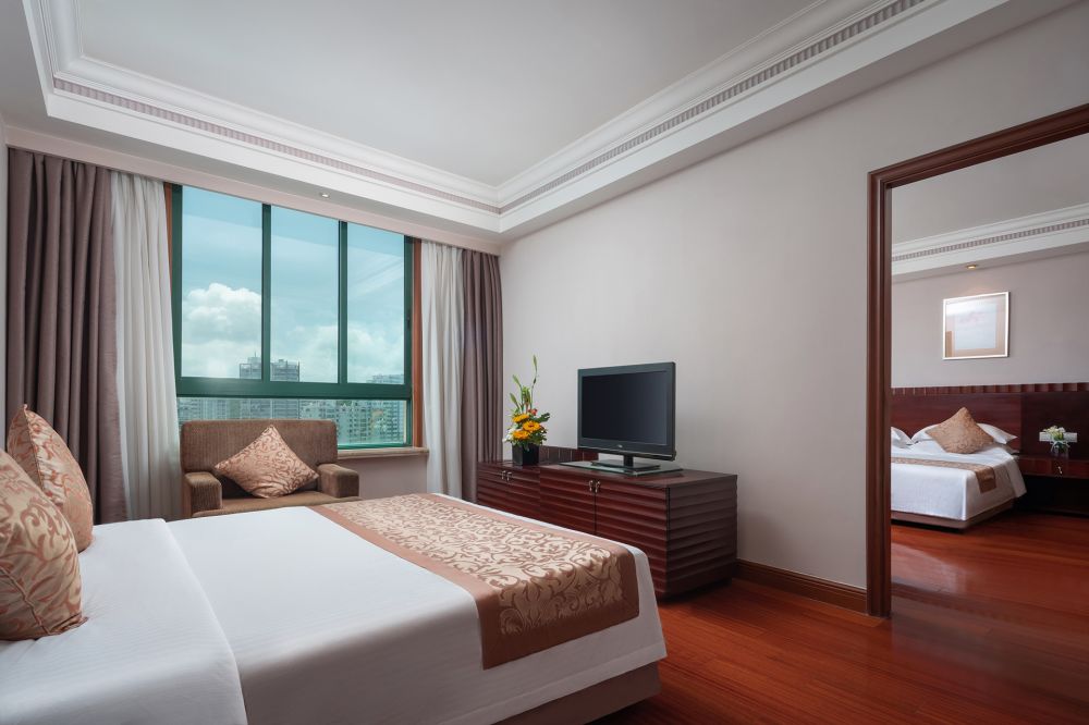 Deluxe Mountain View Family Room, Baohong Hotel 4*