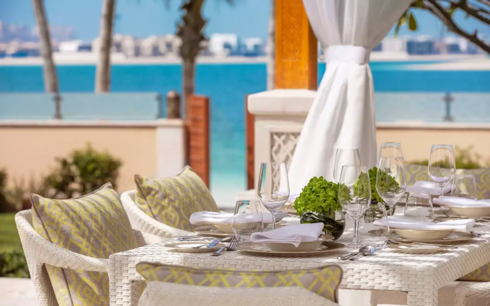 Palm Beach 3 Bedroom Villa, One & Only The Palm Dubai 5*