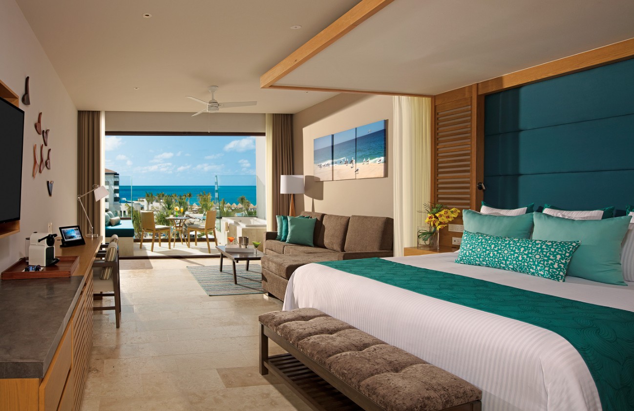 Preferred Club Junior Suite Ocean View, Dreams Playa Mujeres Golf & Spa Resort 5*