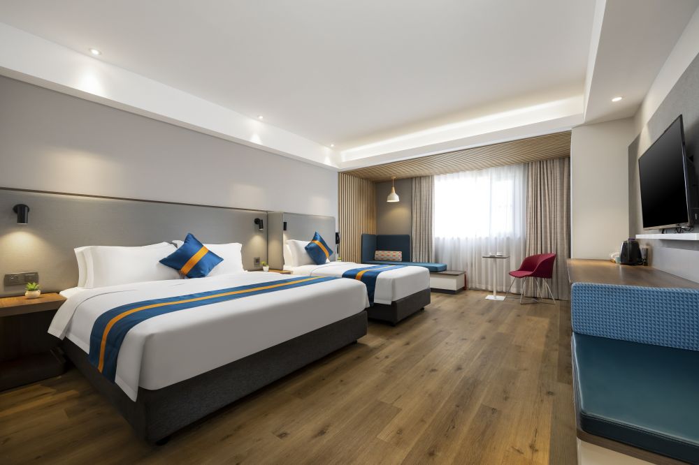 Standard Nonsmoking/ Standard PV/ Standard OV, Holiday Inn Resort Sanya 5*
