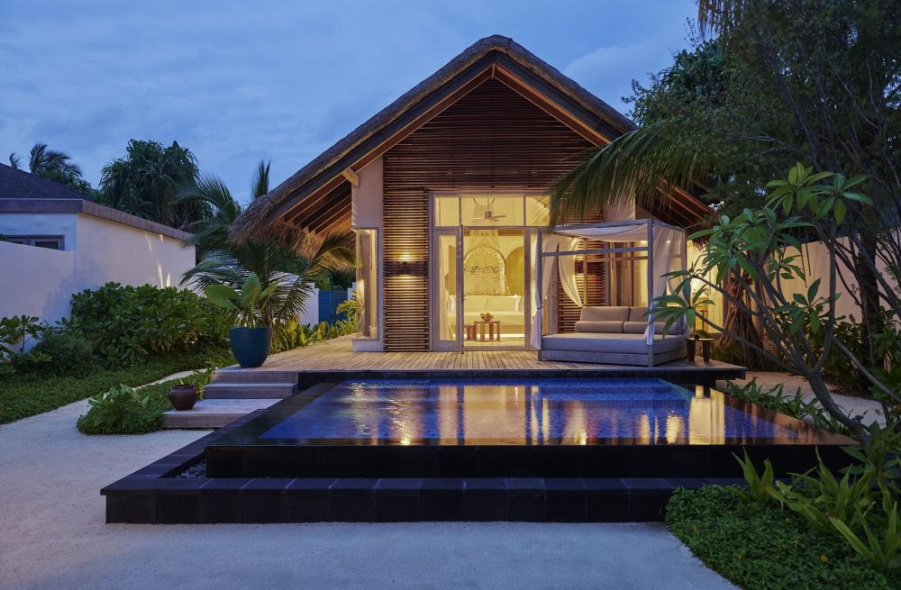 Deluxe Beach Sunset Villa, Fairmont Maldives Sirru Fen Fushi 5*