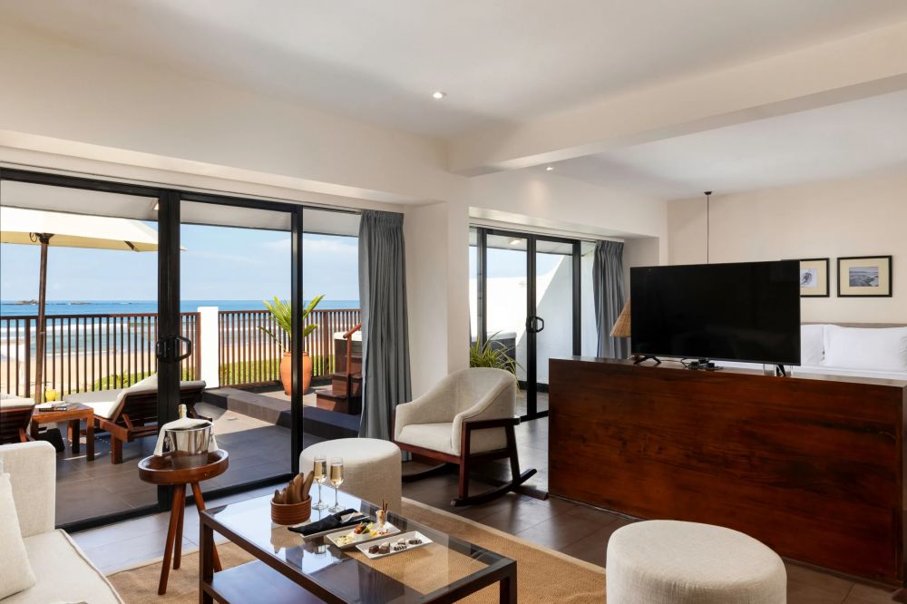 Suite, Ekho Surf 4*