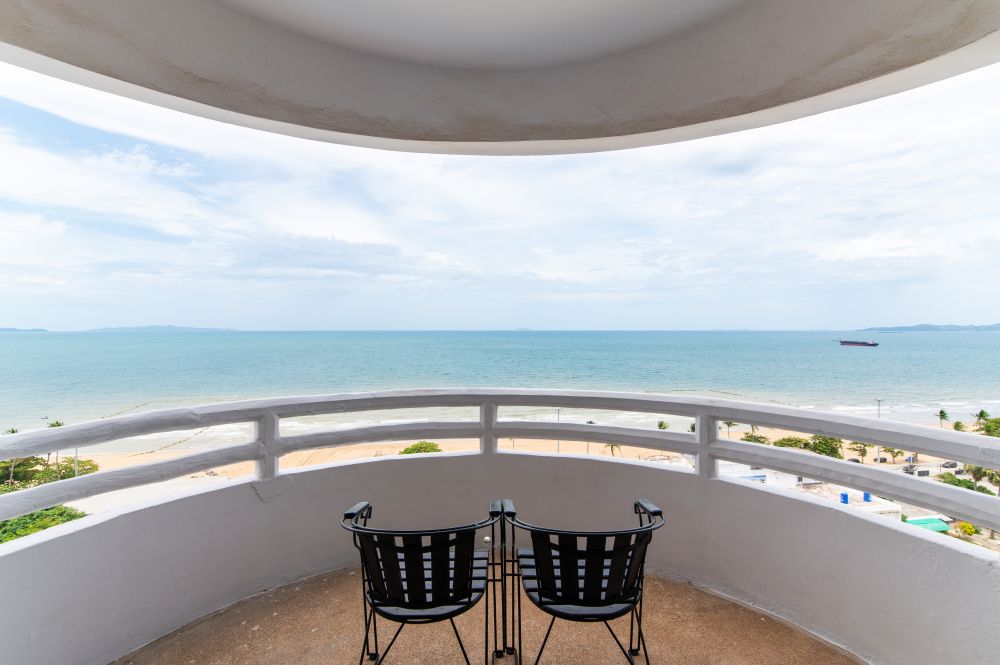 Superior City View / Superior Ocean View, D Varee Jomtien Beach 4*