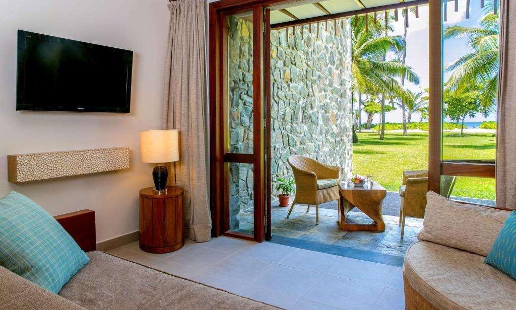 Deluxe Ocean View Garden Room, Kempinski Seychelles Resort 5*