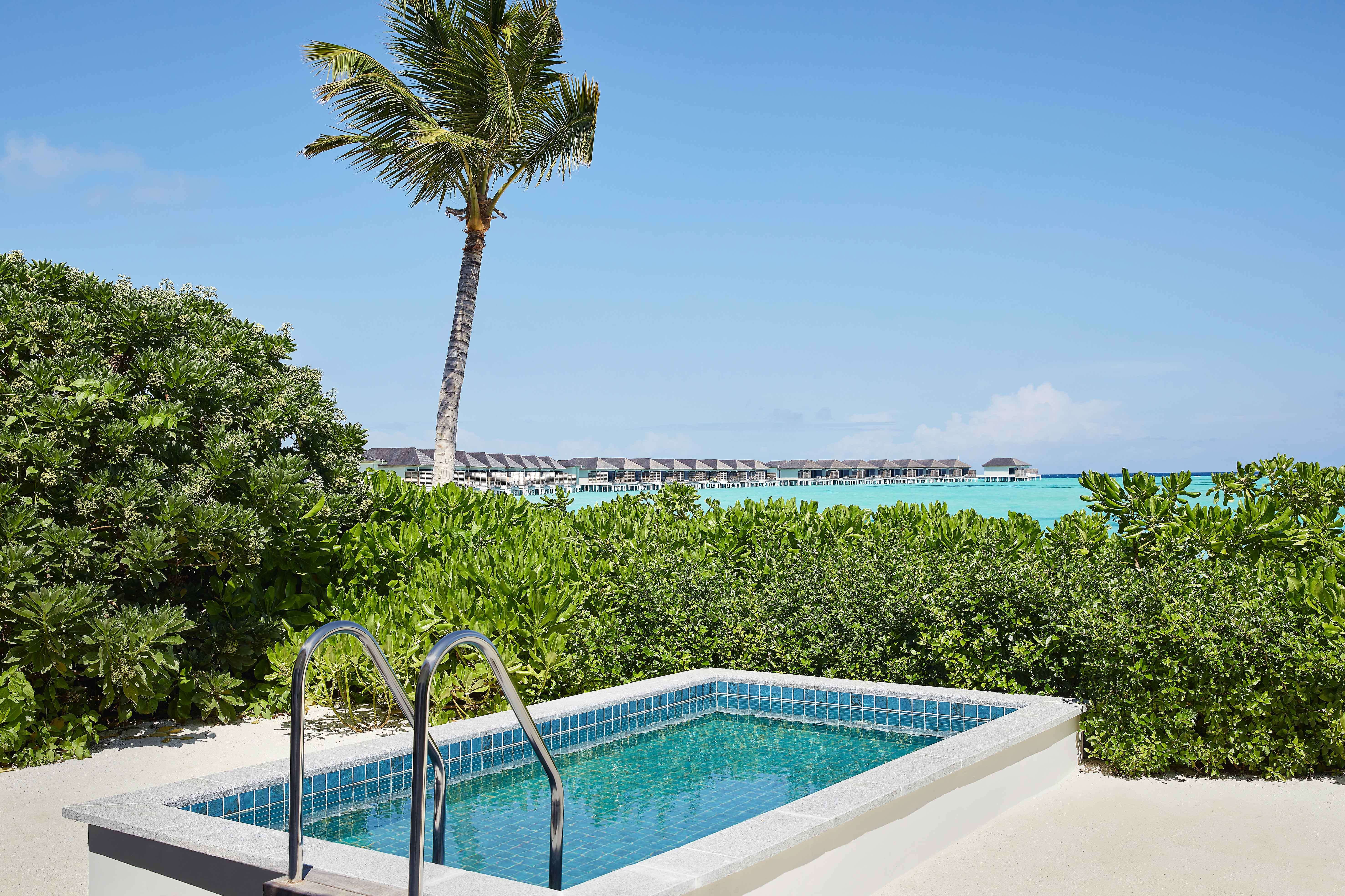 2 Bedroom Beach Pool, Le Meridien Maldives Resort & SPA 5*