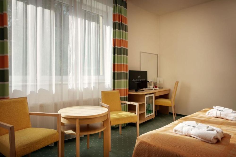 Suite, Spa Resort Sanssouci 4*