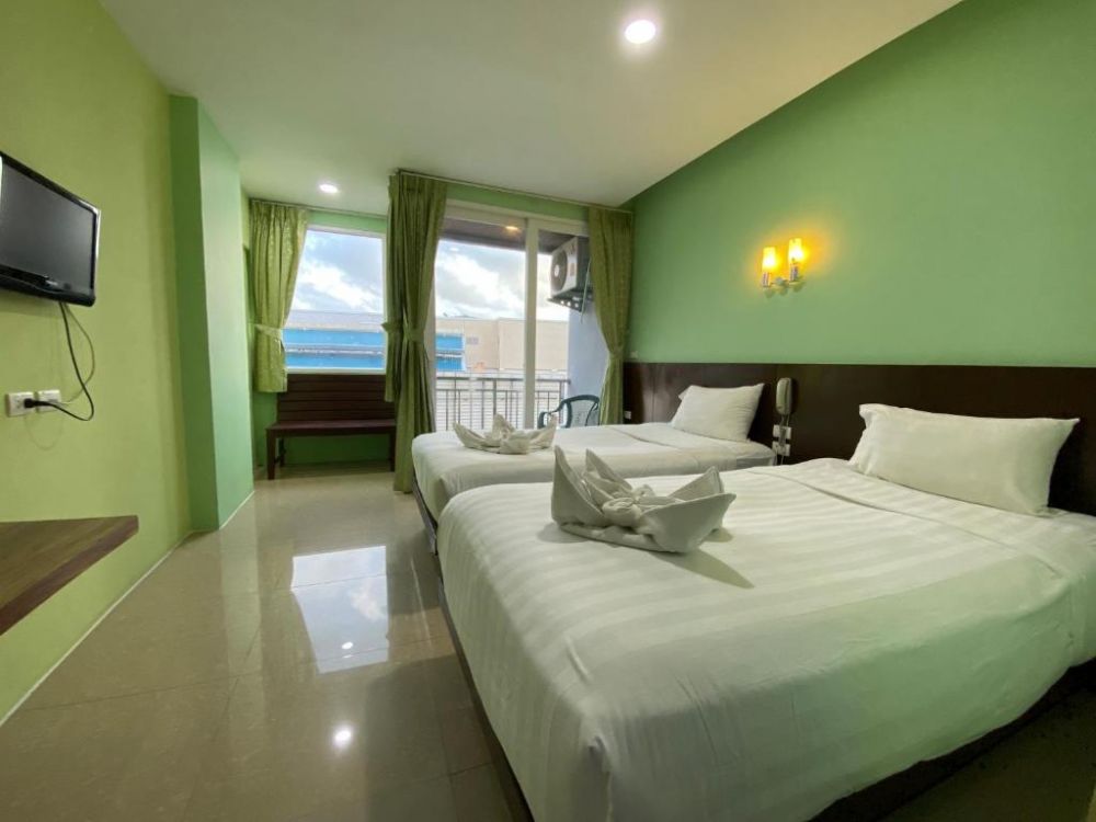 Superior Room, 77 Patong Hotel & SPA 3*