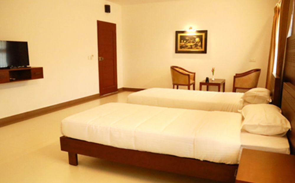 Suite Room A/C, Rajah Eco Beach 4*