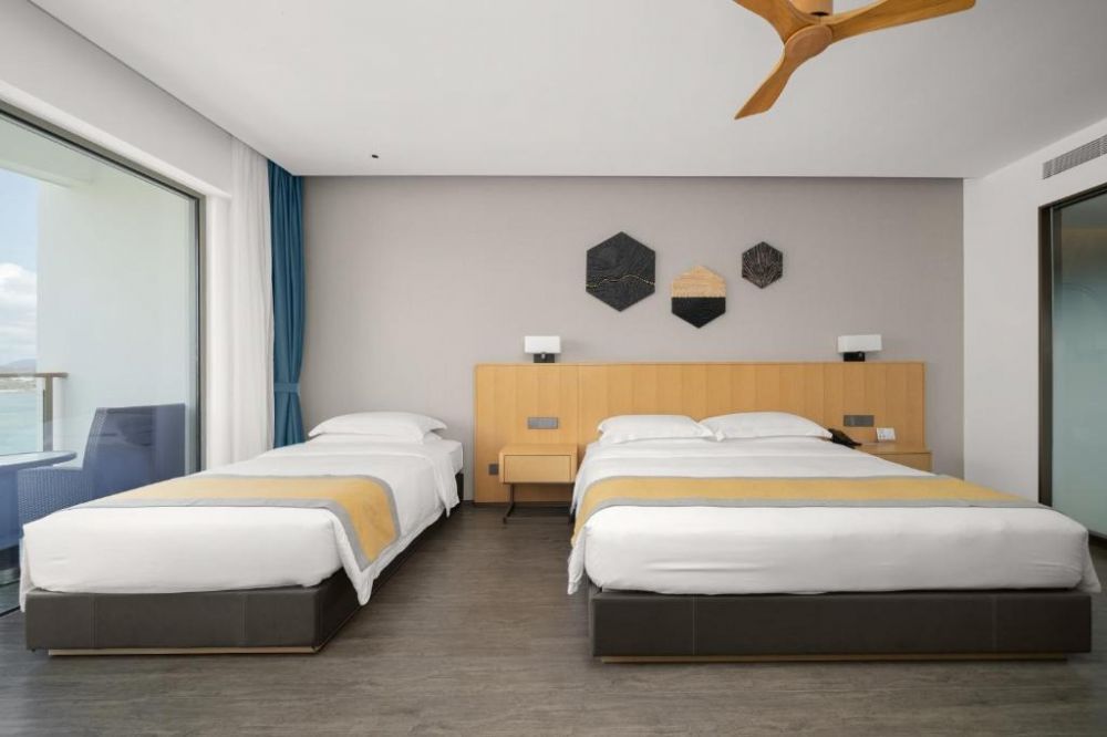 90-Degree Panoramic Sea View Family Room, Sanya Junji Seaview 5*