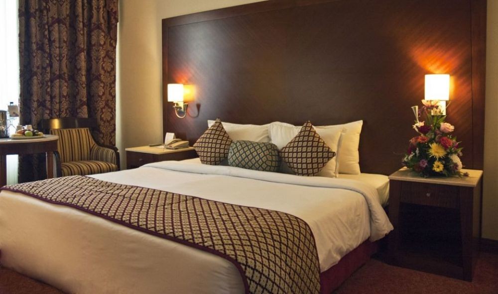Deluxe Room, Regent Palace Hotel 4*