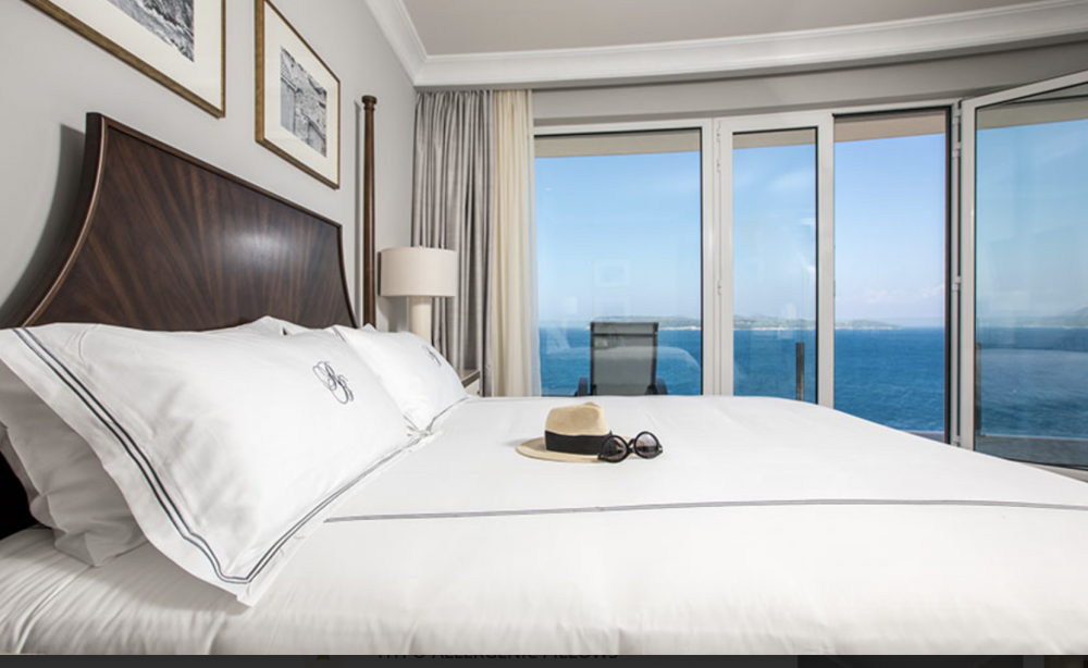 DELUXE KING ROOM SEA VIEW, Royal Blue Hotel 5*