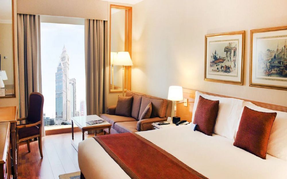 Standard Room, Millennium Plaza Downtown Hotel (ex. Crowne Plaza Dubai Sheikh Zayed Road) 5*