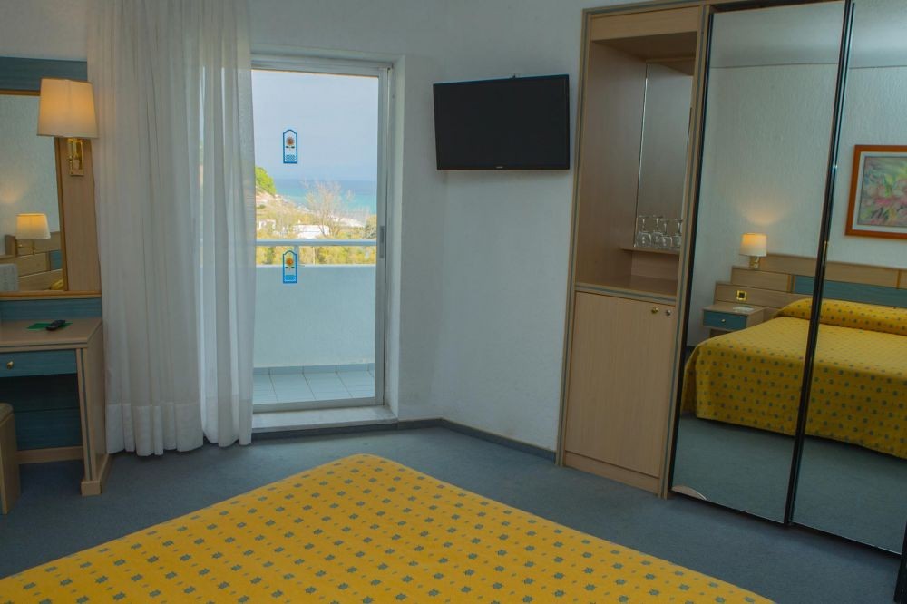 Suite Side Sea View/ Sea View, Pallini Beach 4*