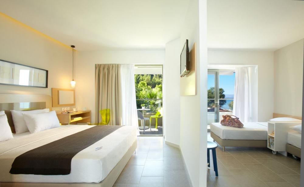 Deluxe Room  SSV/SV, Margarita Sea Side Hotel 4*