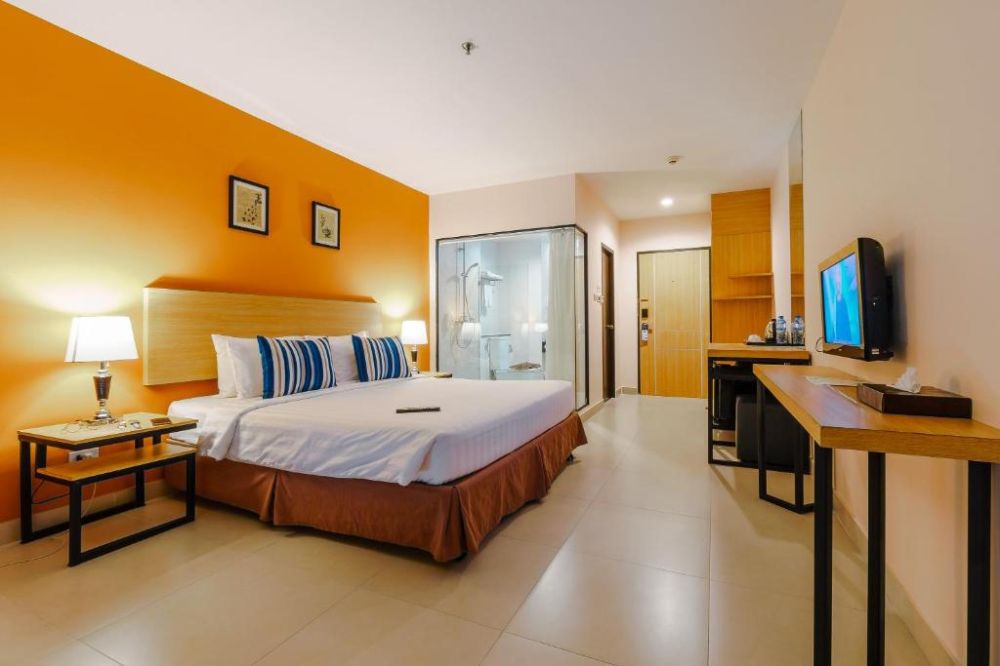 Superior Room, Vogue Pattaya Hotel 3*
