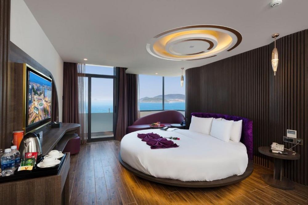 Grand Suite, V Hotel Nha Trang 4*