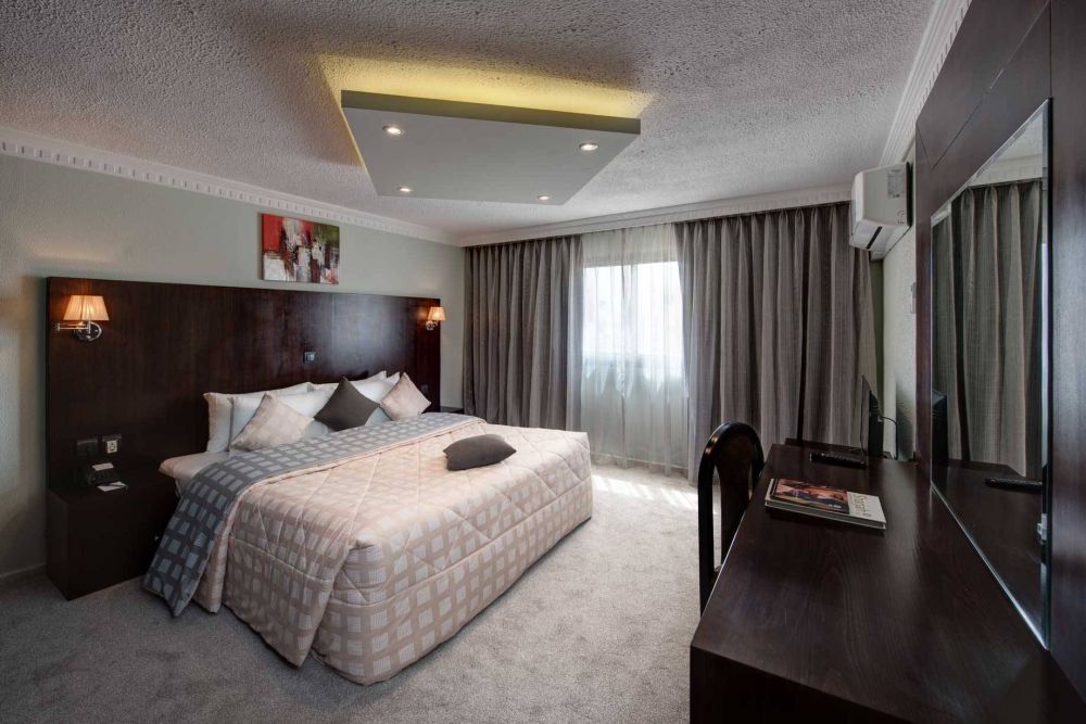 Junior Suite, Sharjah Carlton Hotel 4*