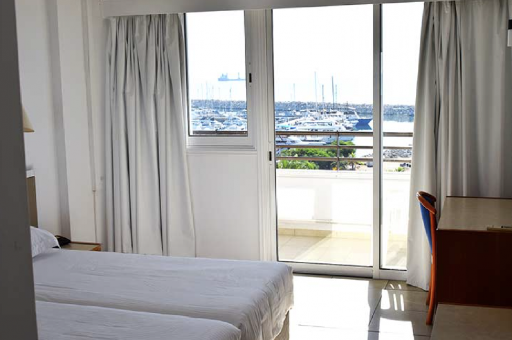 Sea View 2-Bedroom, Sun Hall Beach Hotel Apts 3*