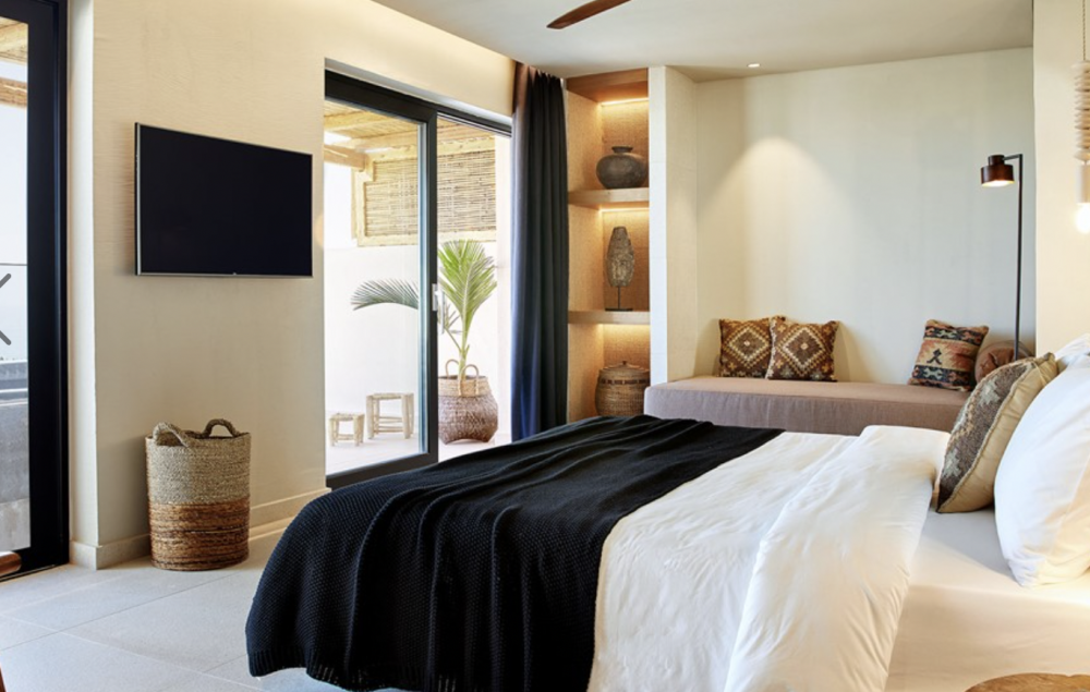 SUPERIOR ROOMS WITH JACUZZI, The Syntopia by Orion 4*