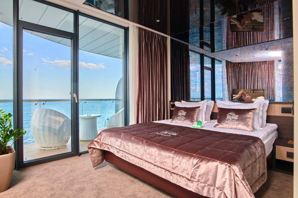 Люкс 2-комнатный панорамный вид на море, Nemo Hotel Resort & SPA 5*