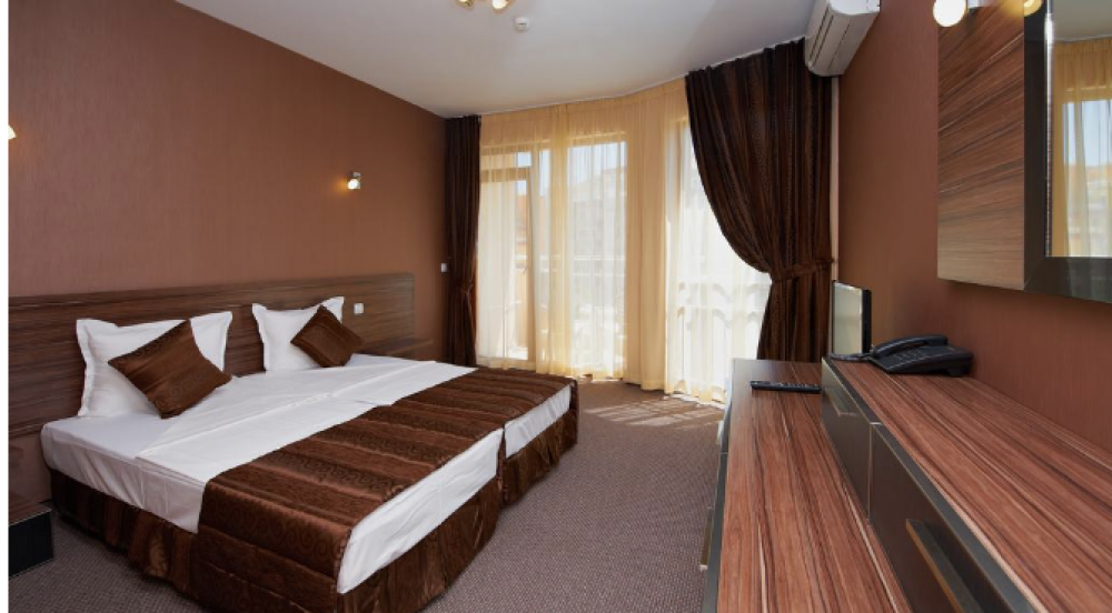 One Bedroom Apartment, Coral Pomorie 3*